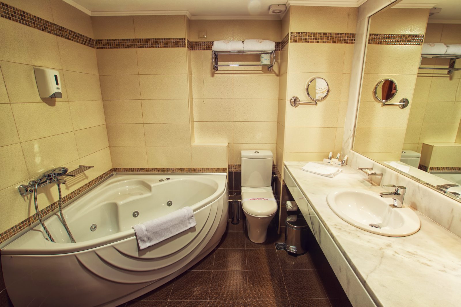 arty grand hotel olympia suite 2